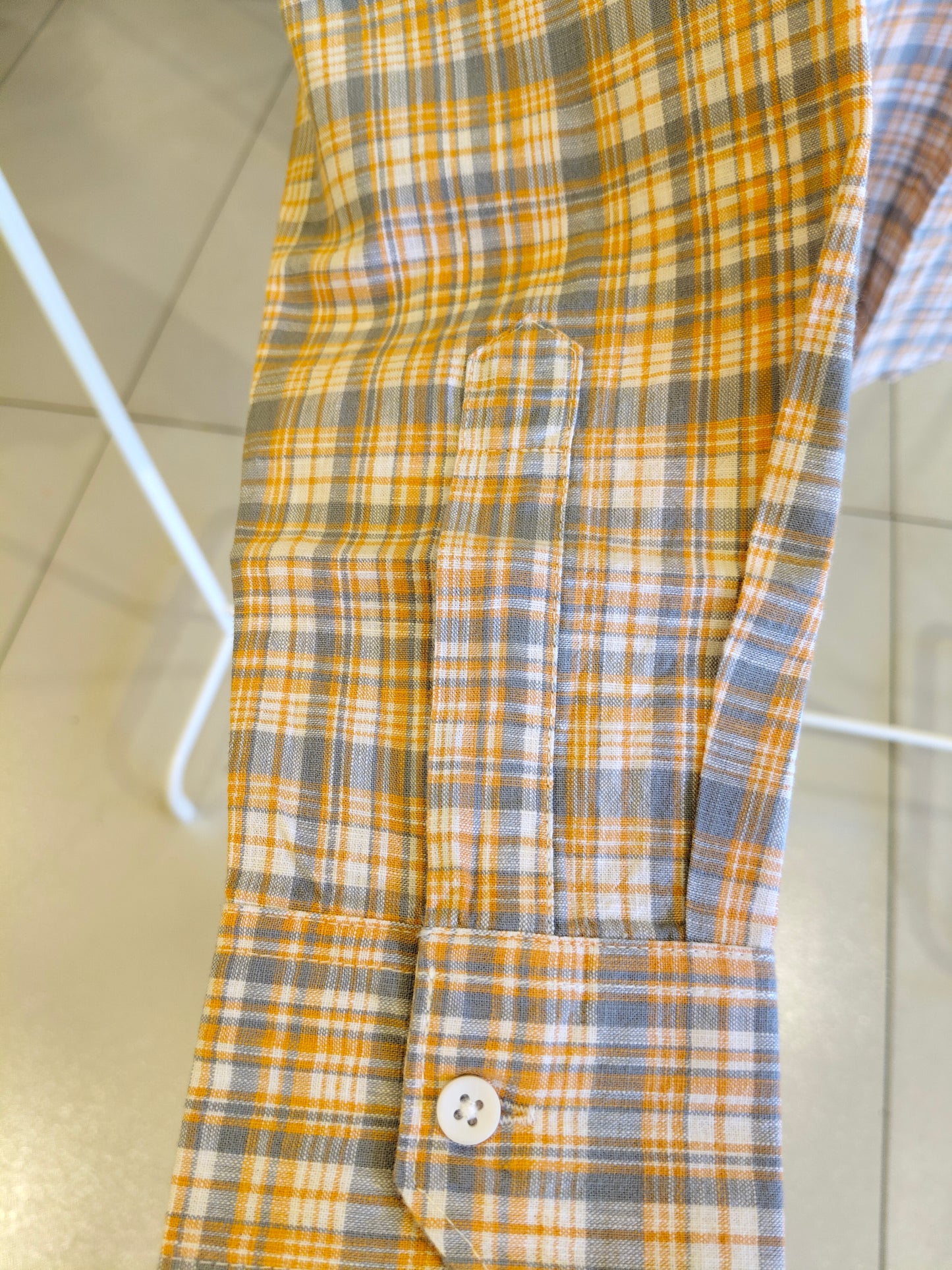 Men's Old Money Shirt (MEDIUM)