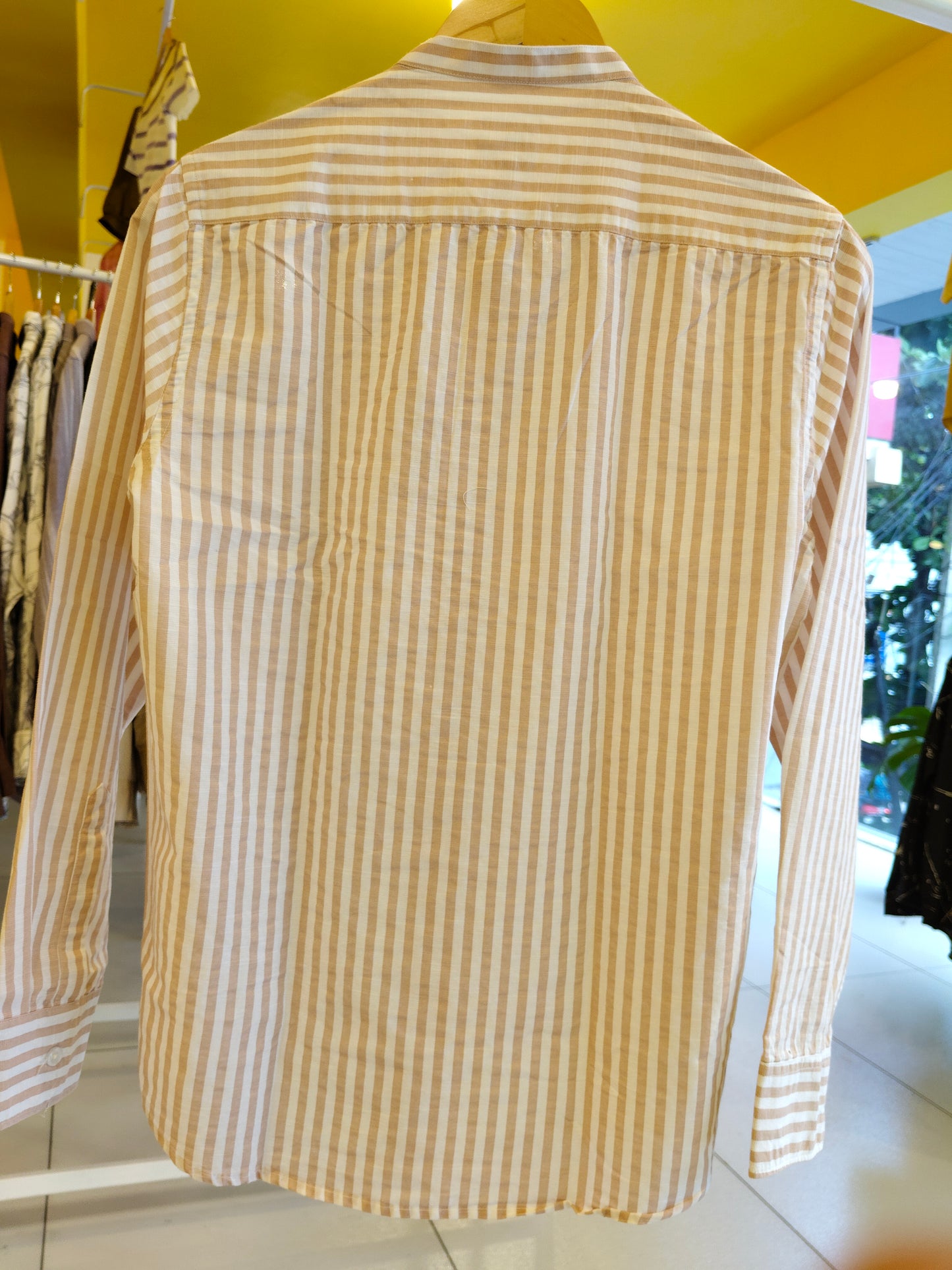 Men's Old Money Shirt (MEDIUM)