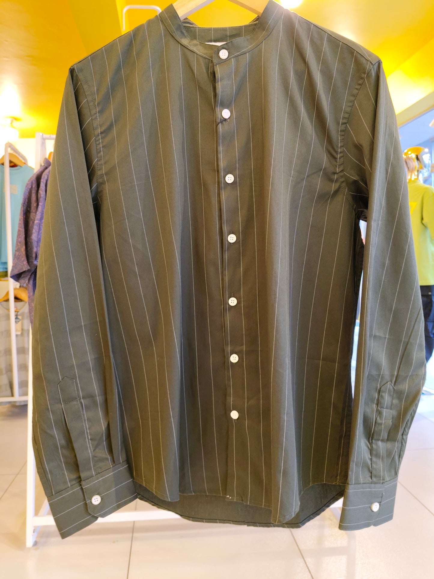 Men's Old Money Shirt (LARGE)