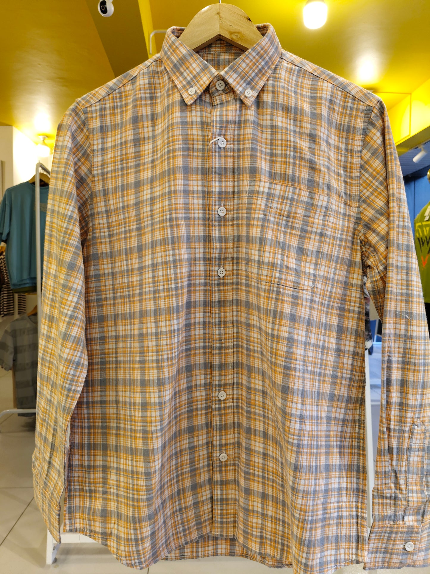 Men's Old Money Shirt (MEDIUM)