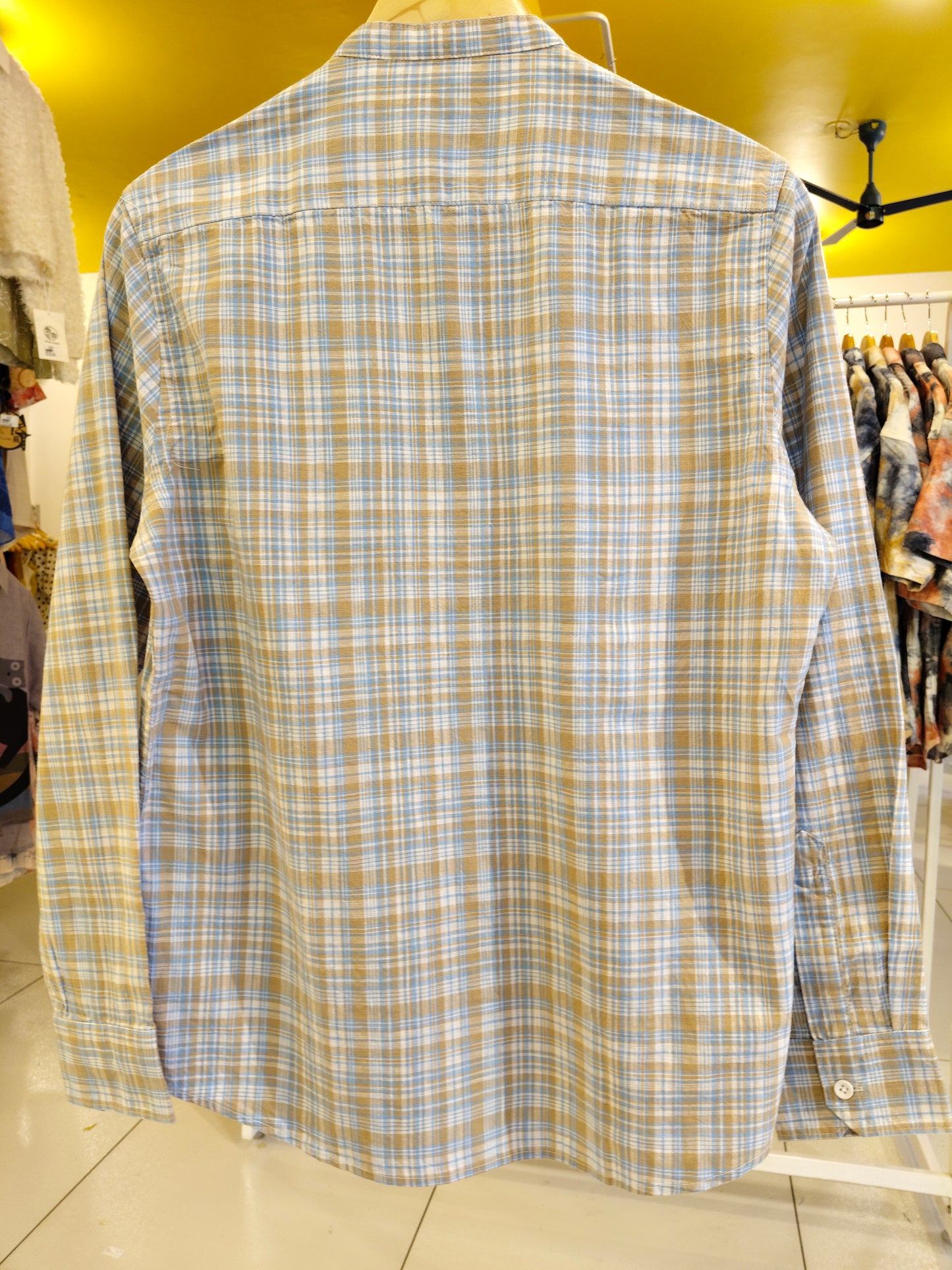 Men's Old Money Shirt (MEDIUM)