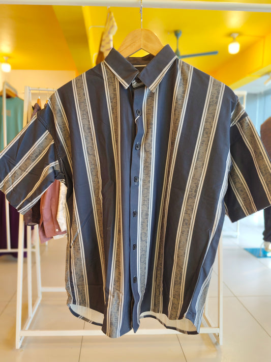 Men's Old Money Shirt (SMALL)