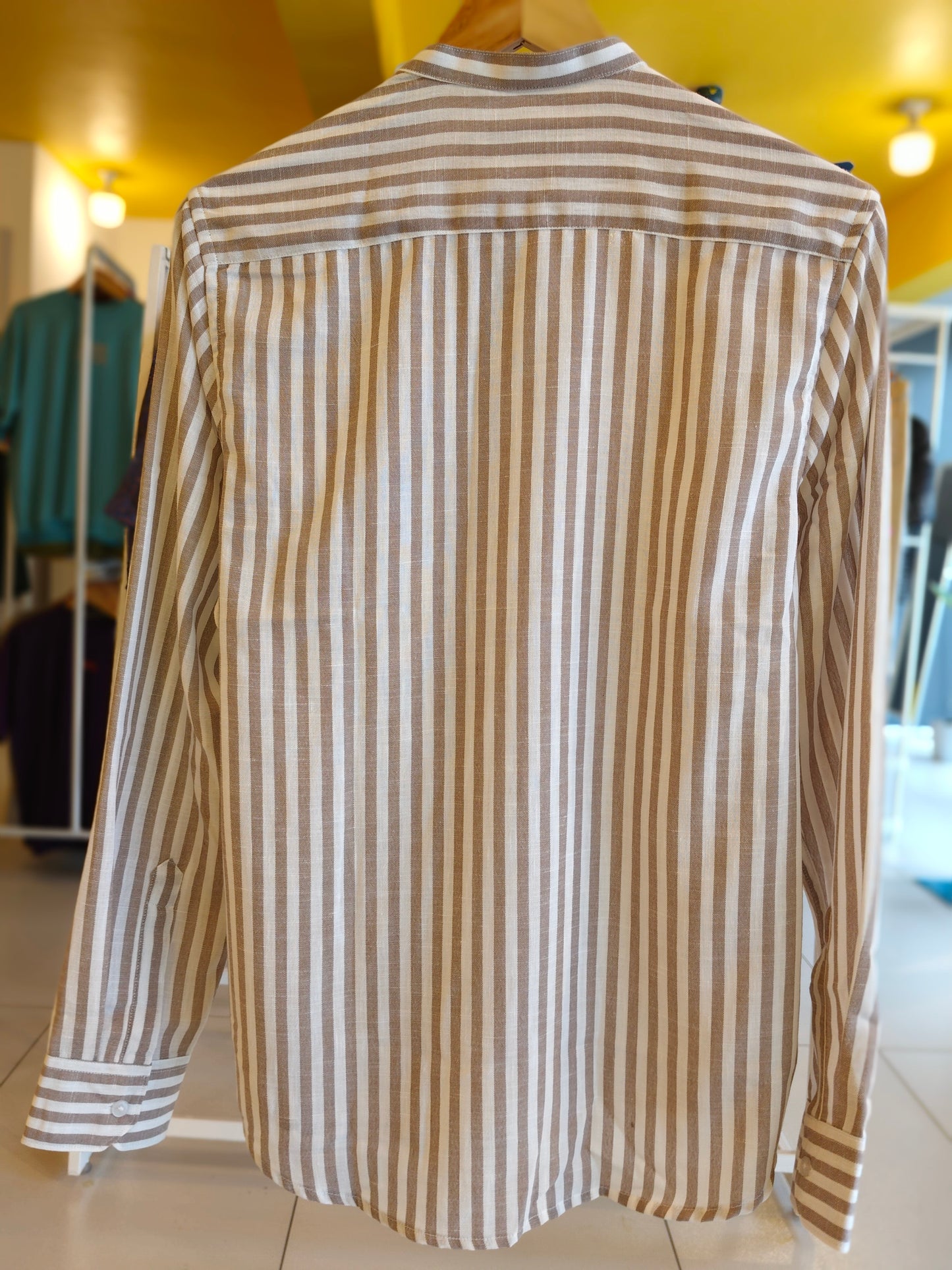 Men's Old Money Shirt (XL)