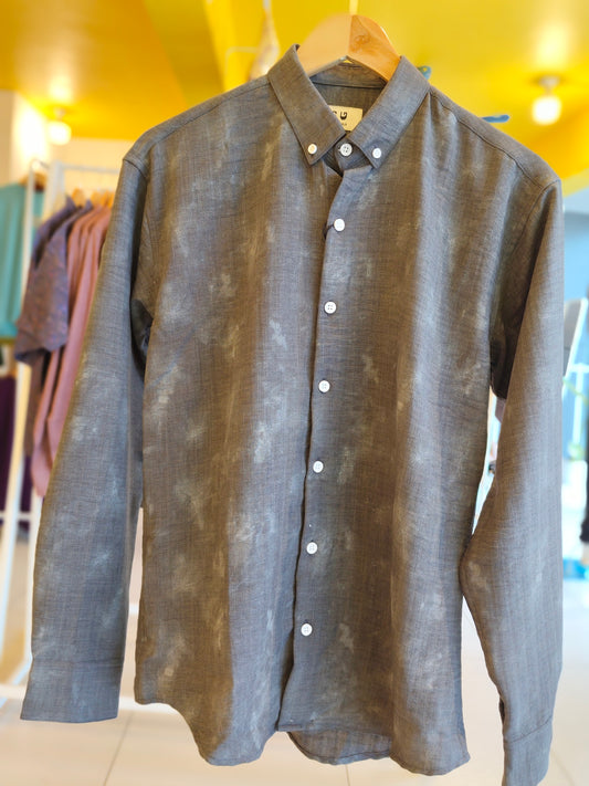 Men's Old Money Shirt (MEDIUM)