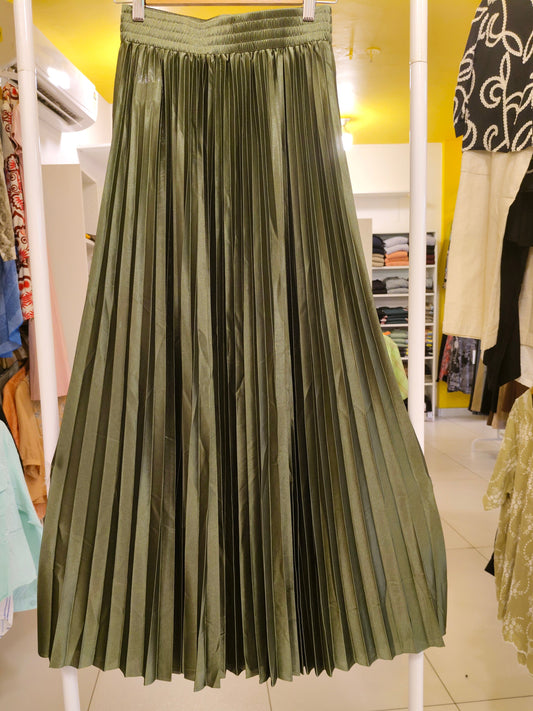 Women's Pleated Flared Maxi Skirt