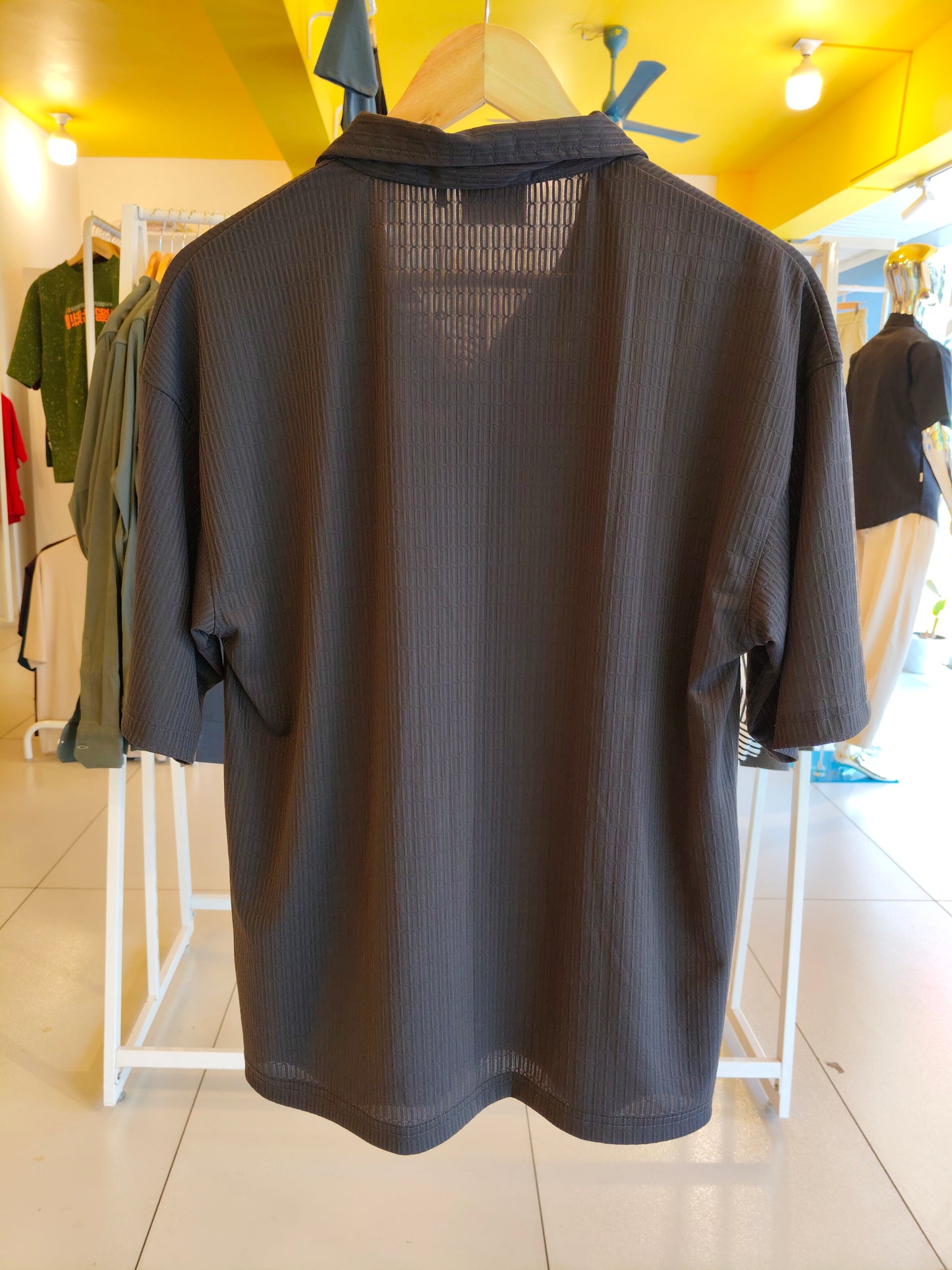 MEN PERMIUM CAUSAL WEAR SHIRT (MEDIUM)