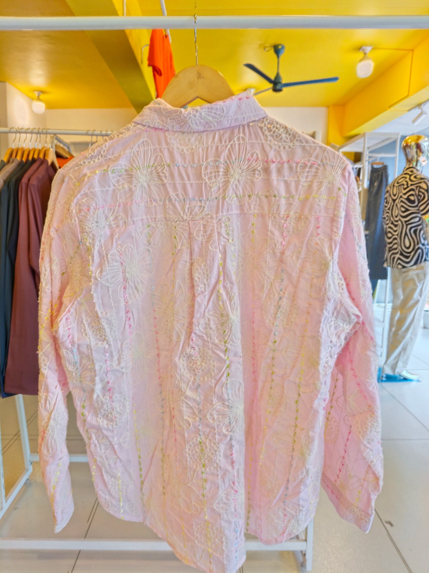 Ladies  Embroidered  Shirt (FREE SIZE)
