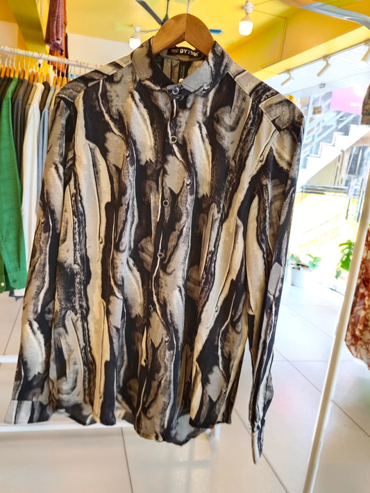 Men's Oversized Printed Shirt (MEDIUM)