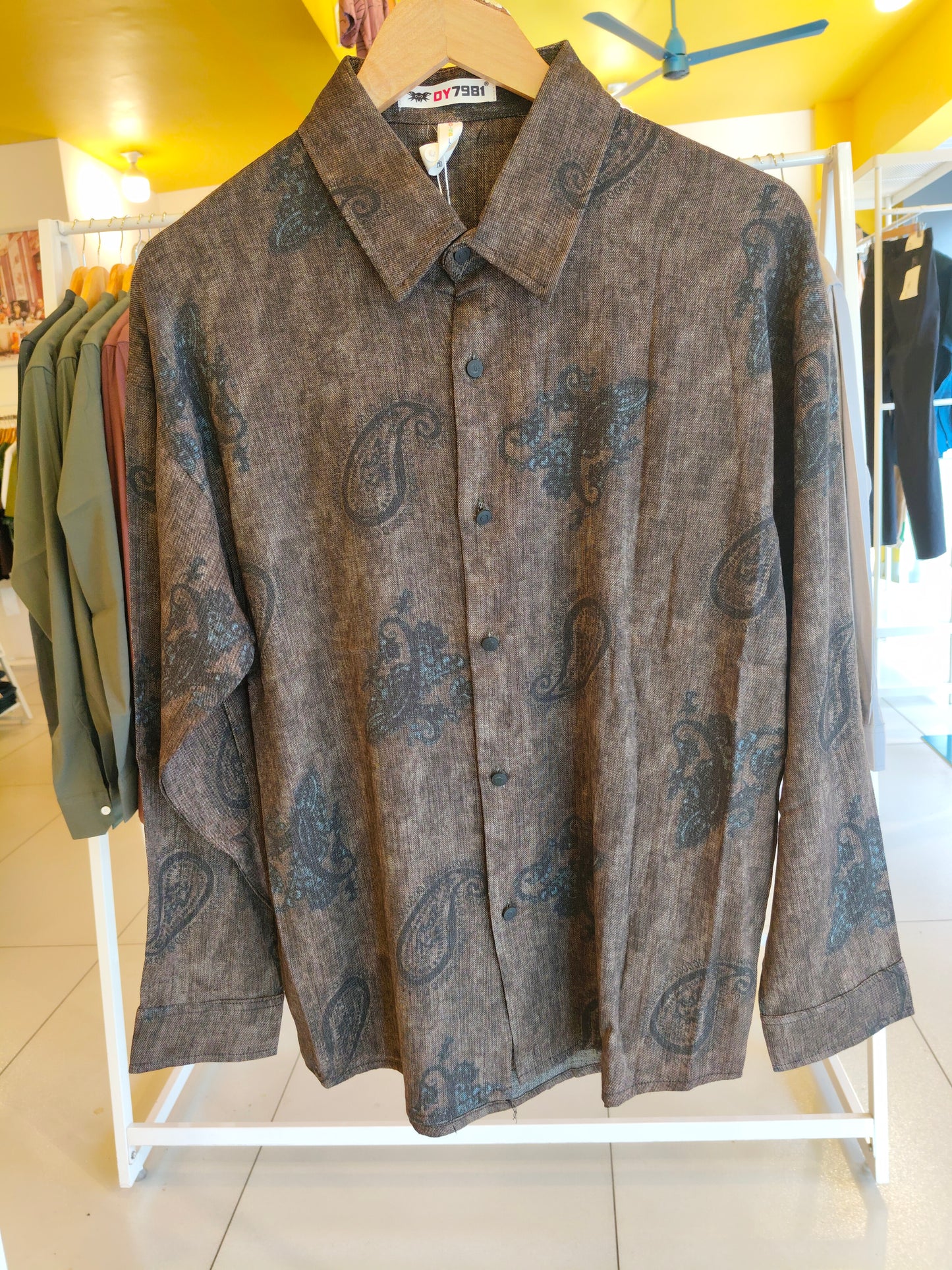 Men's Oversized Printed Shirt (MEDIUM)