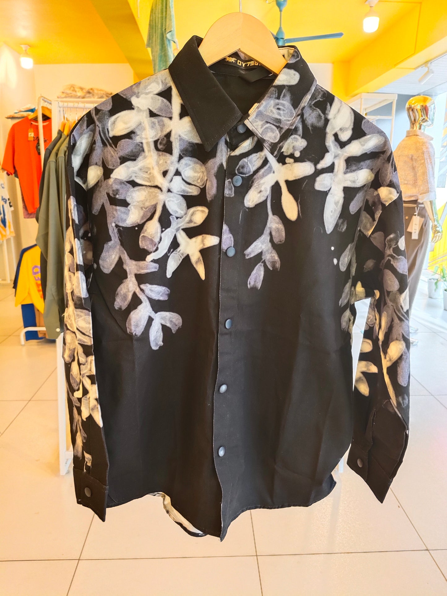 Men's Oversized Printed Shirt (MEDIUM)