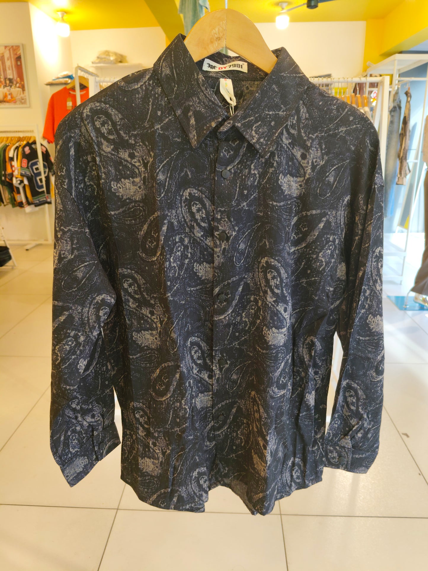 Men's Oversized Printed Shirt (MEDIUM)