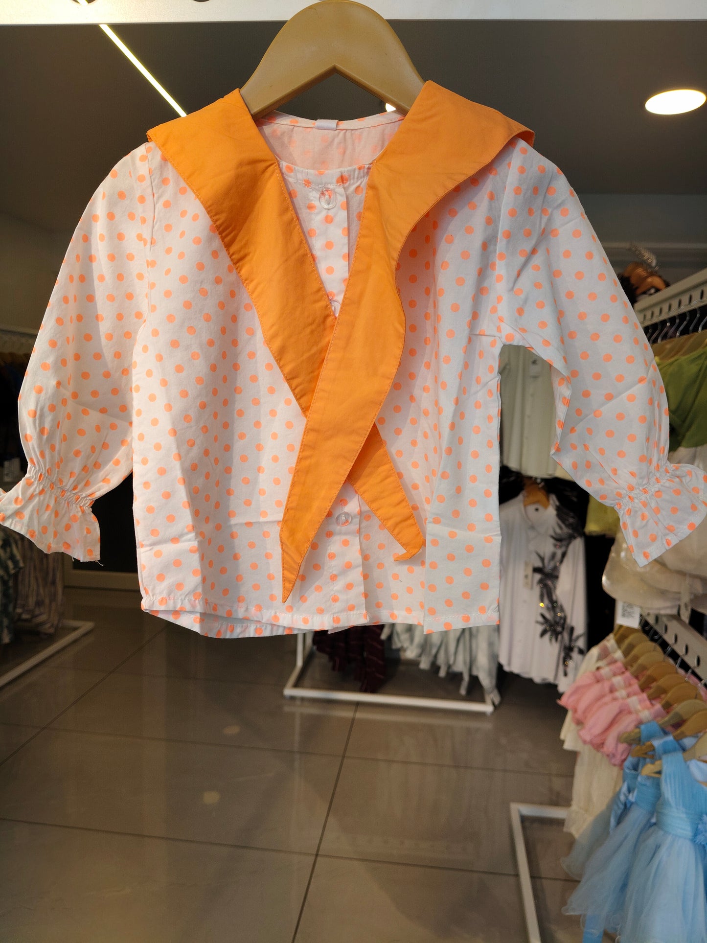 Toddler Girls' Tie -Front Shirt  ( SIZE 7)