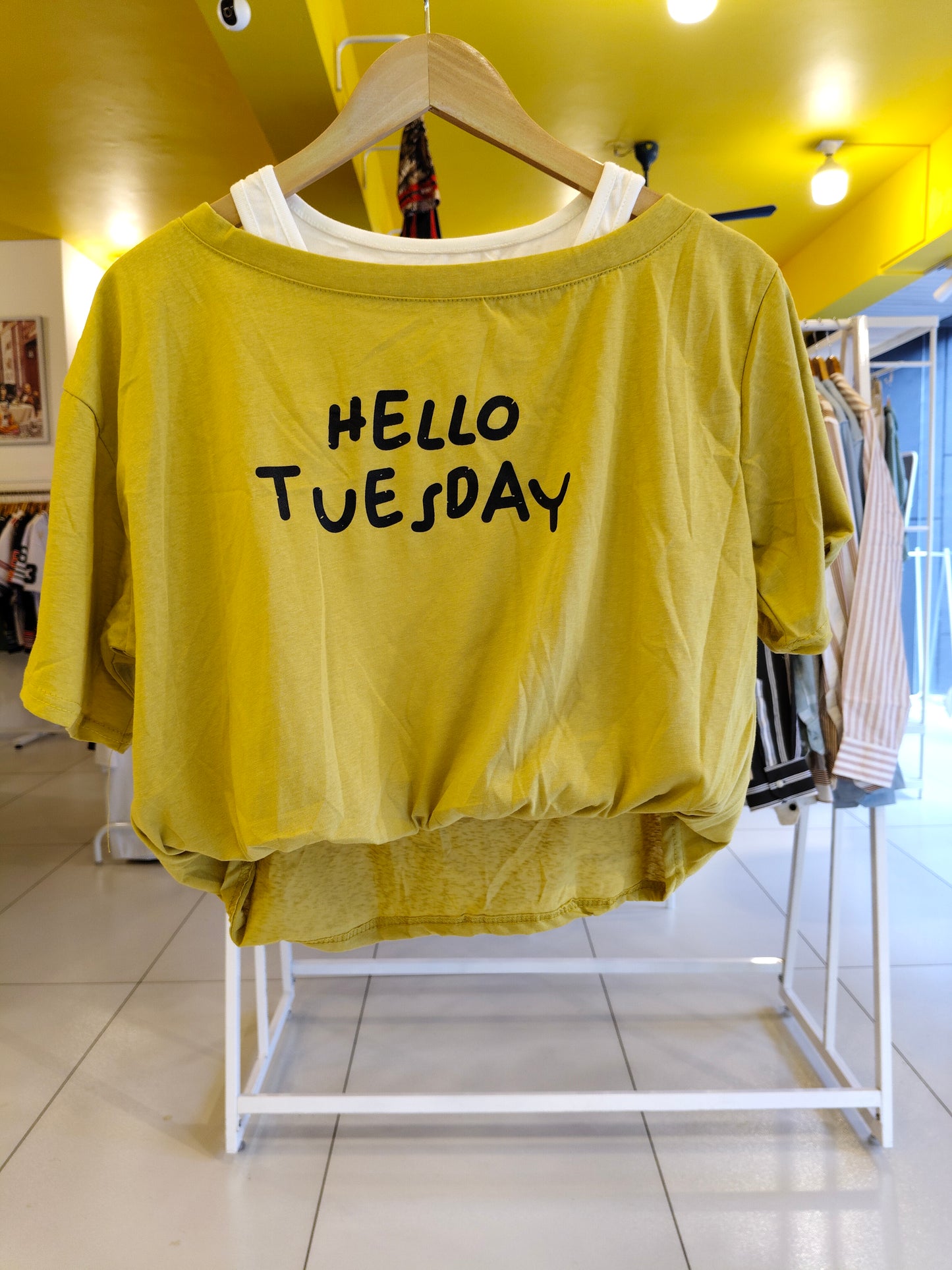 Cold Shoulder Crop top (FREE SIZE)