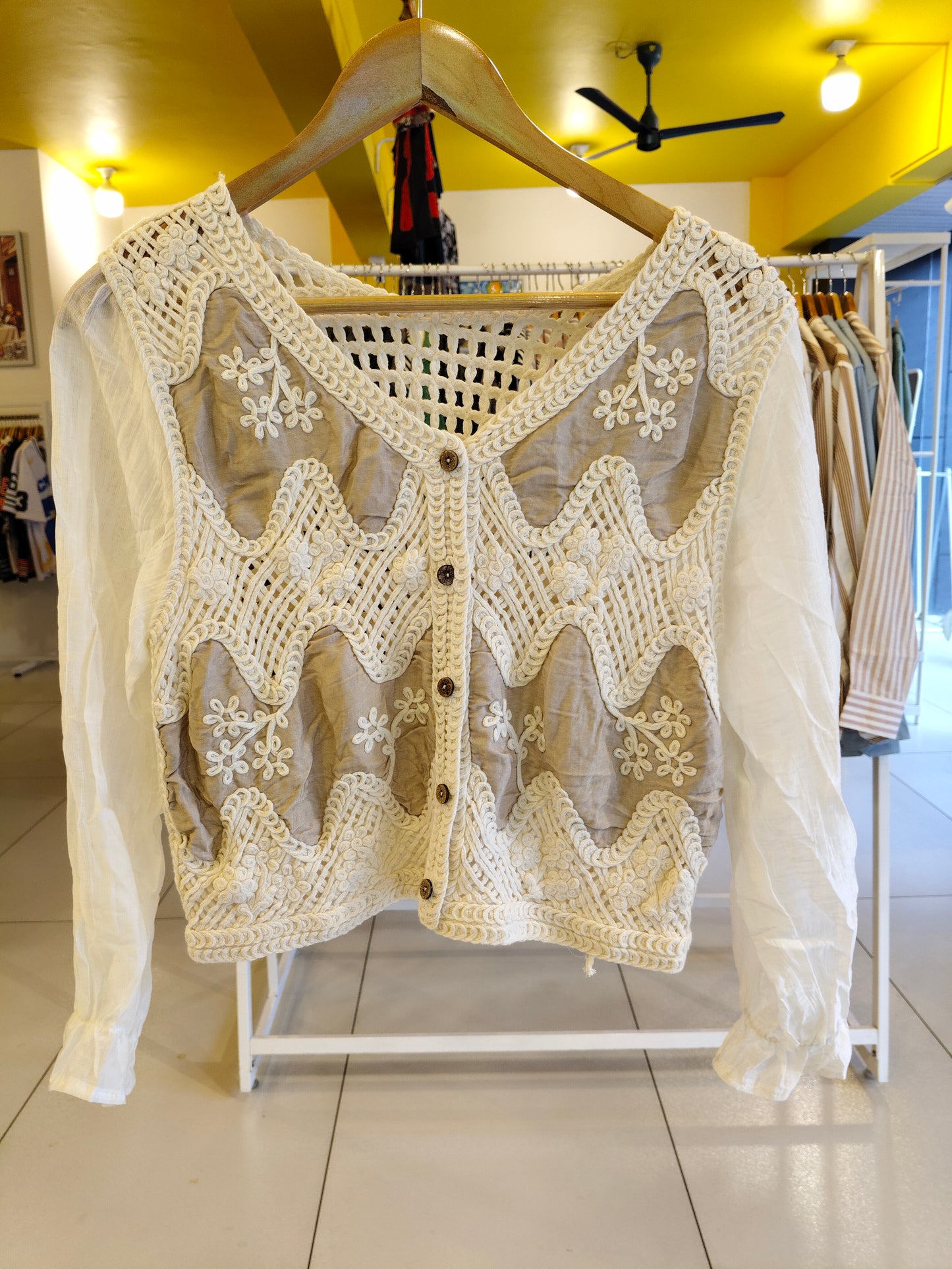 Women Hollowed Crochet Crop Shirt (FREE SIZE)