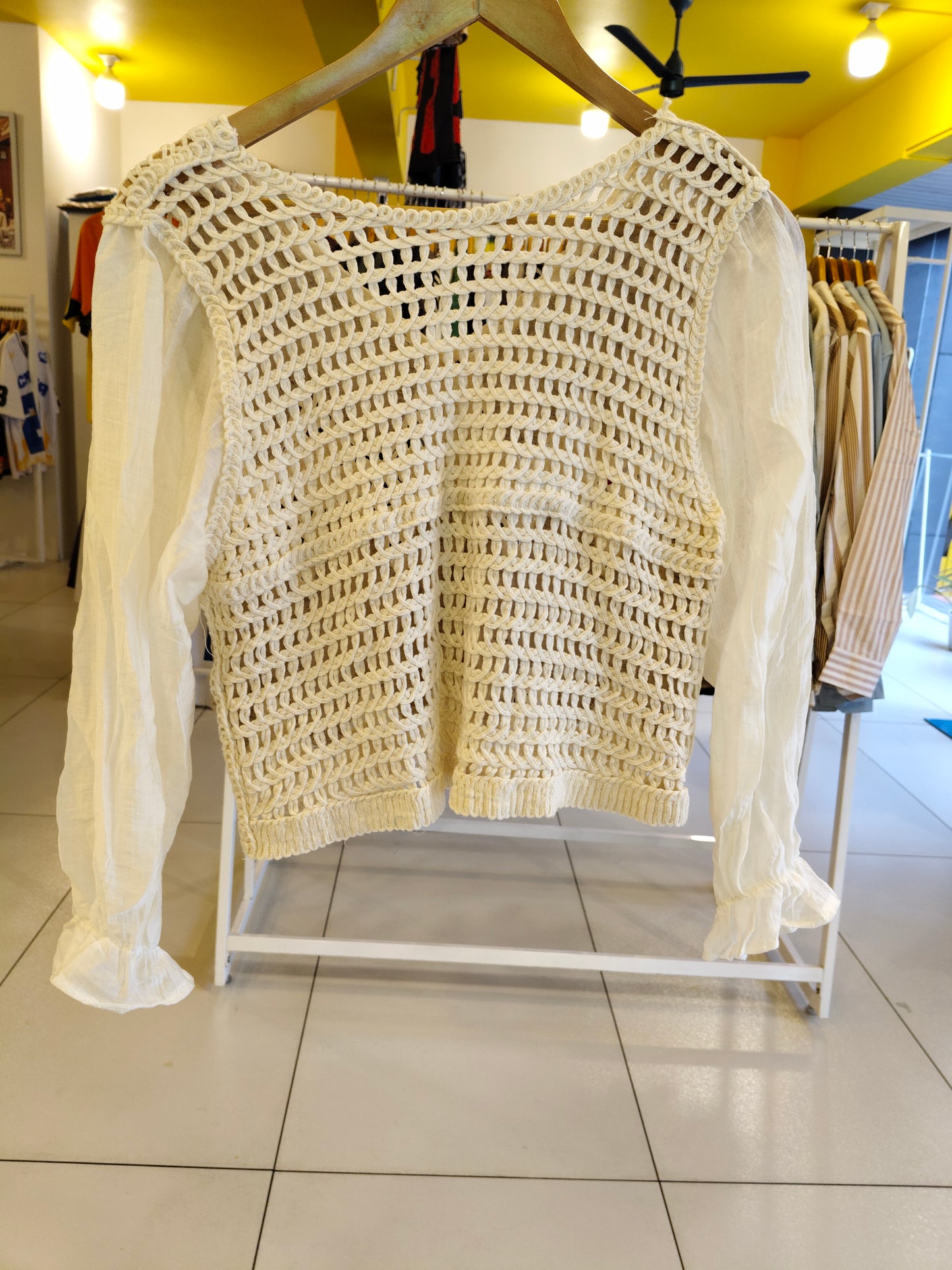 Women Hollowed Crochet Crop Shirt (FREE SIZE)