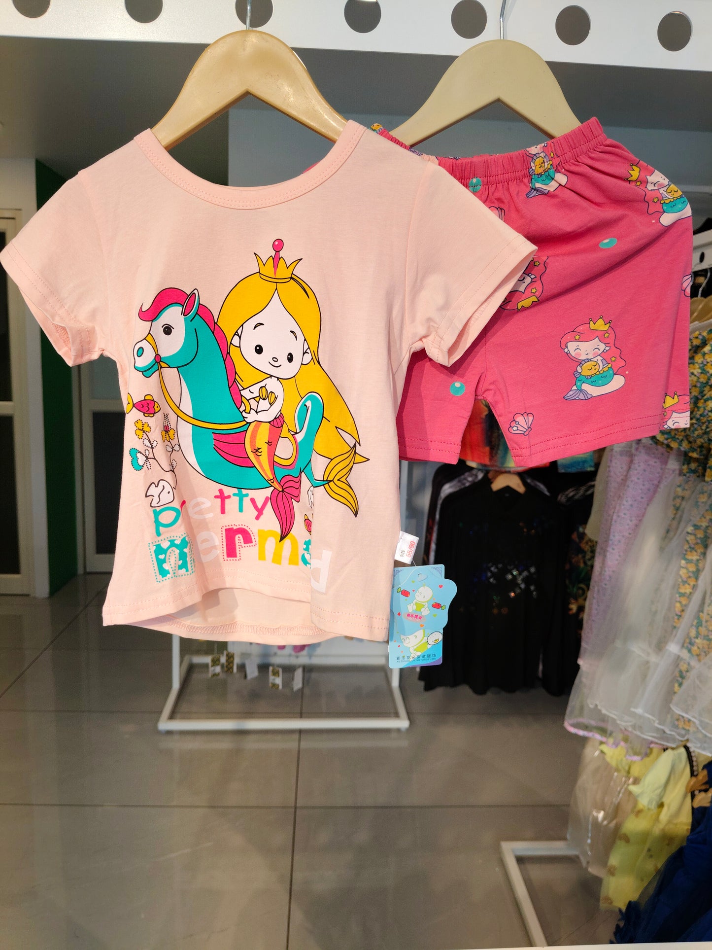 Imported T shirt and Pajama Set For Kids ( SIZE - 55 / 90 )