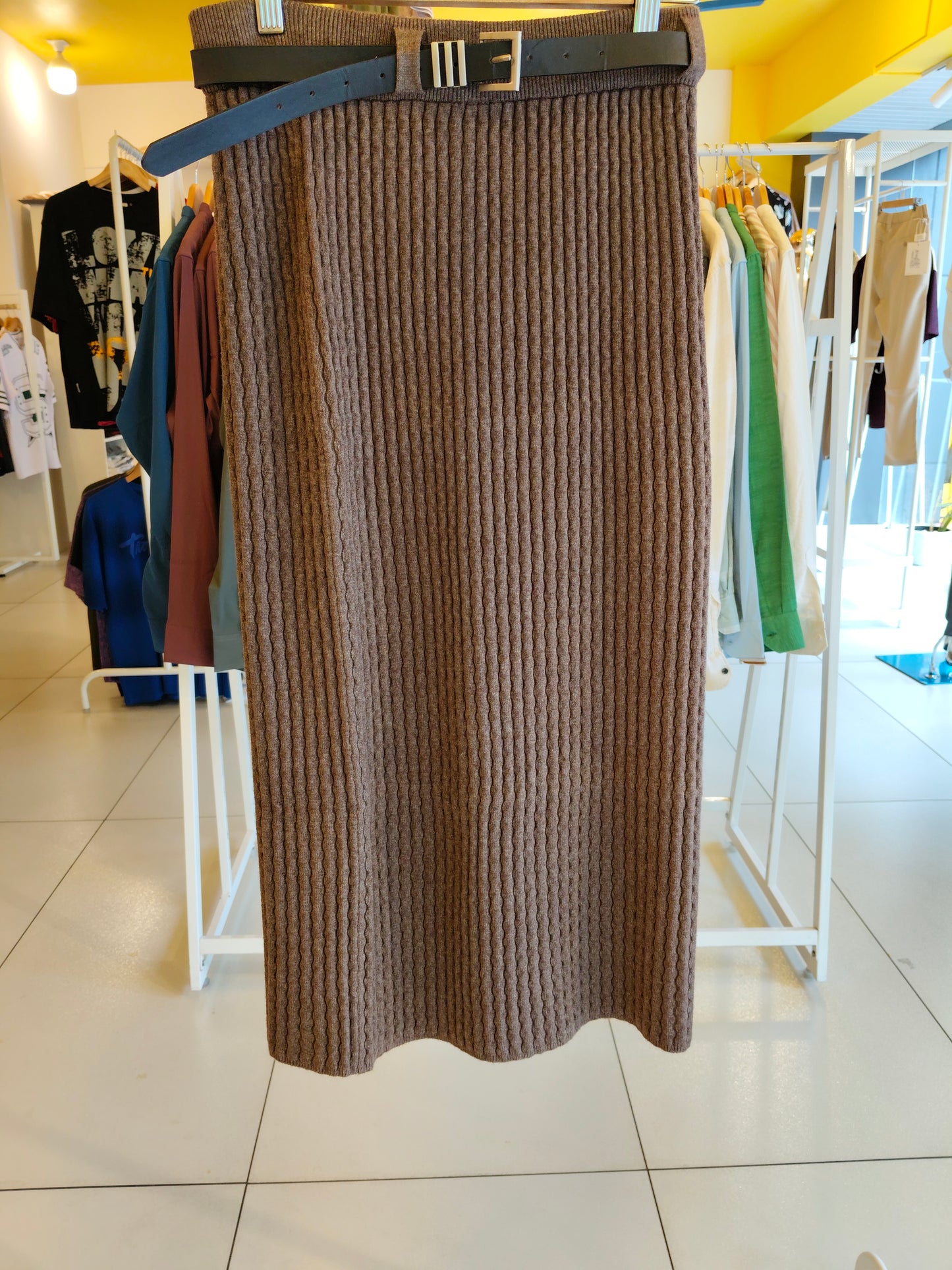 Women's Ribbed Knit Pencil Skirt