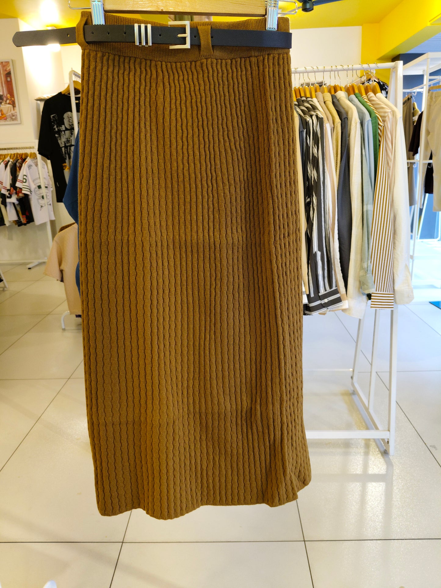 Women's Ribbed Knit Pencil Skirt