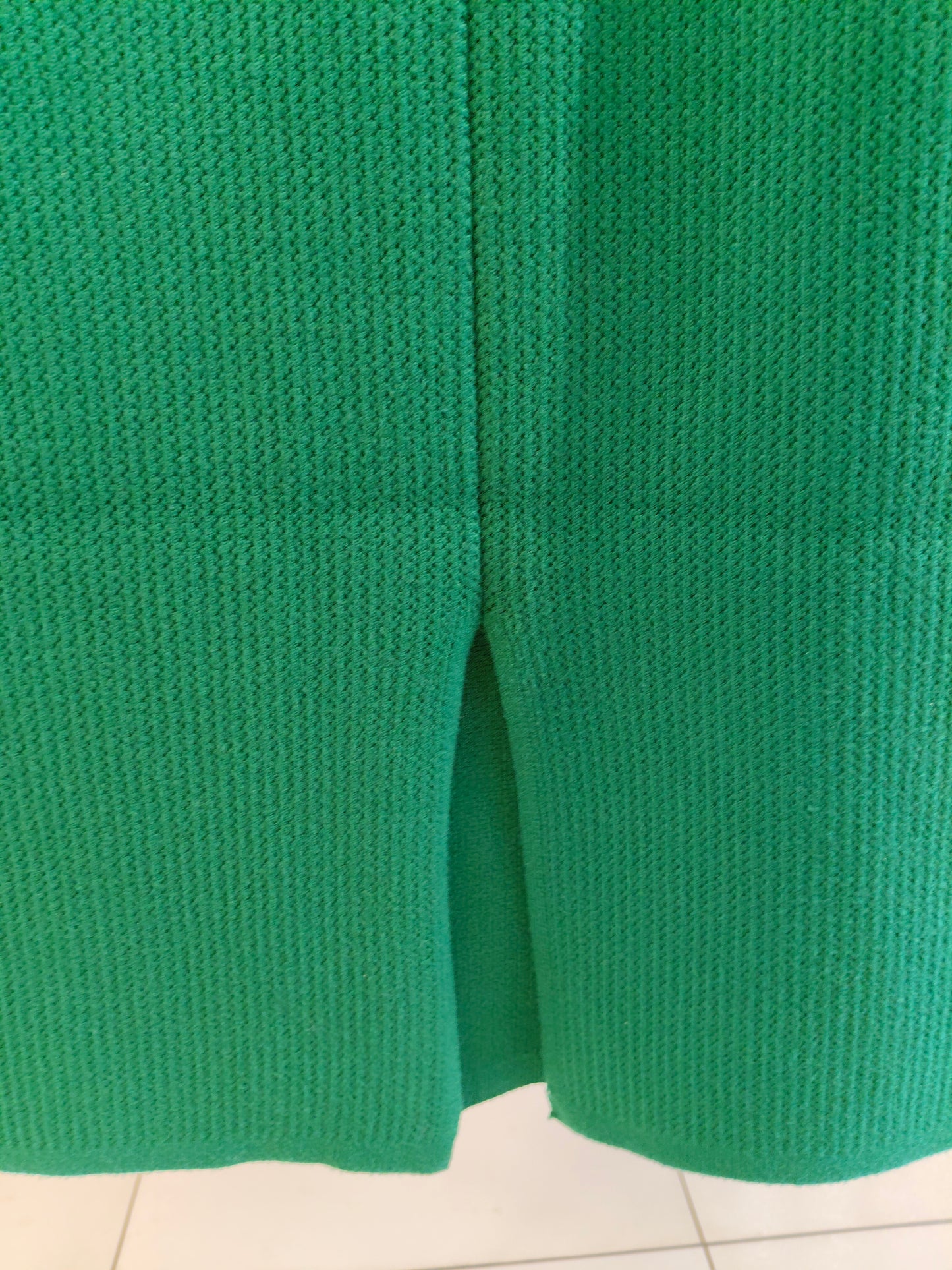 Women's Ribbed Knit Pencil Skirt