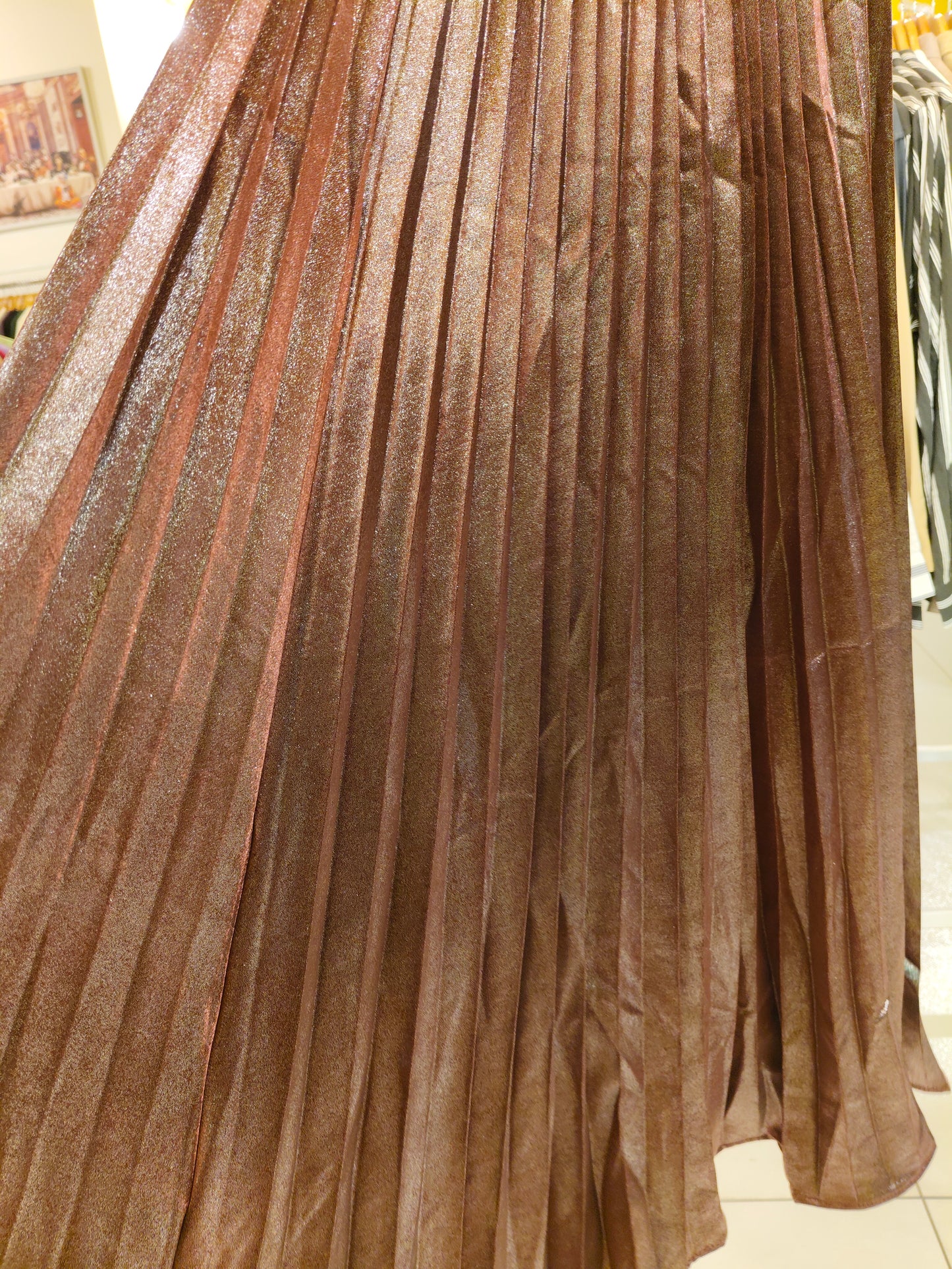 Women's Metallic Pleated Skirt