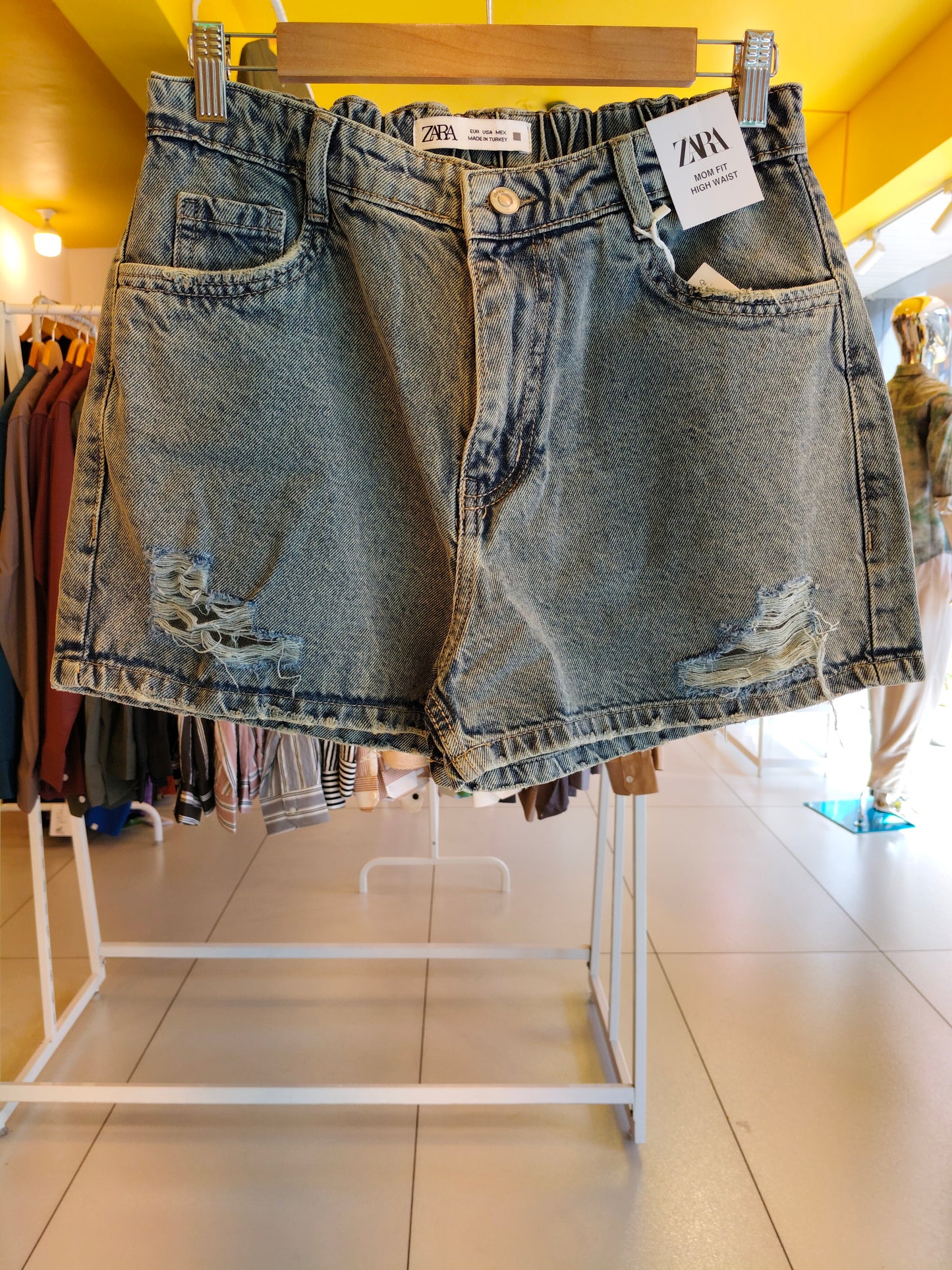 Ripped High-Waist Denim Shorts  for Women (XL)