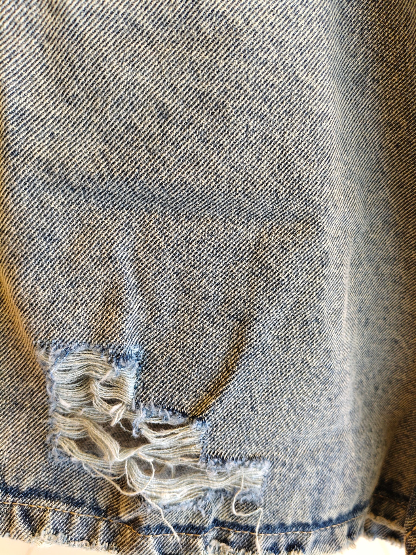 Ripped High-Waist Denim Shorts  for Women (XL)