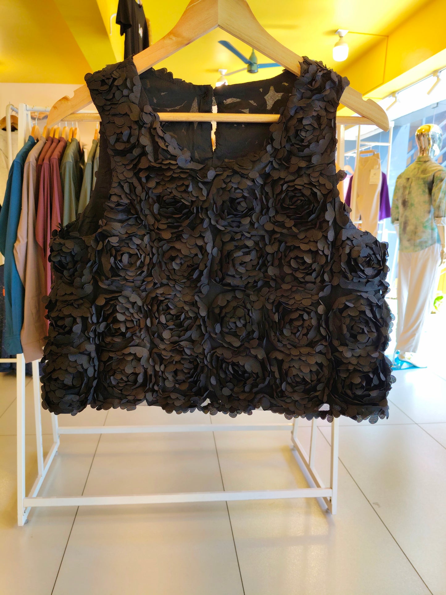 Black Sleeveless Top with Rosettes (FREE SIZE)