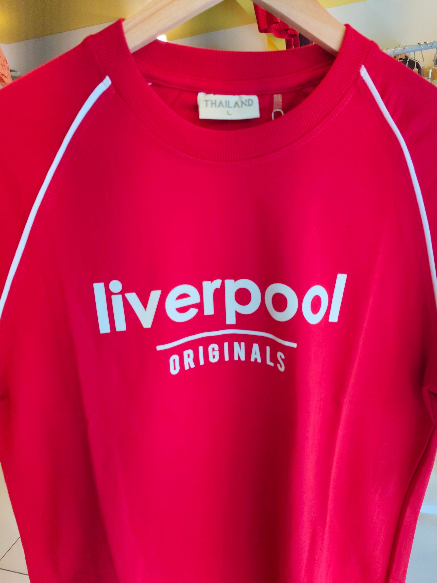 OVERSIZED TSHIRT   ( MEDIUM )