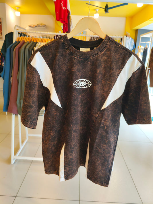 OVERSIZED TSHIRT  ( MEDIUM )