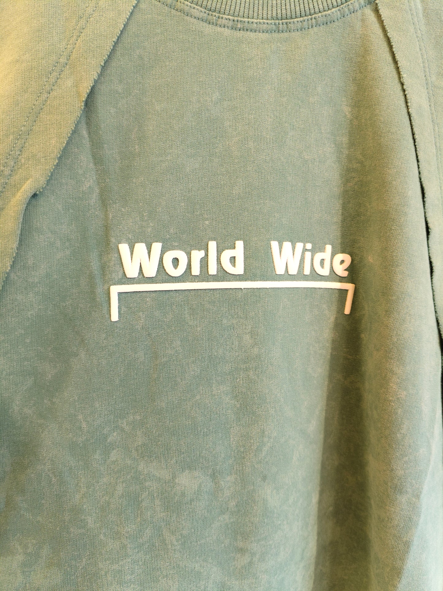 OVERSIZED TSHIRT  (  MEDIUM )