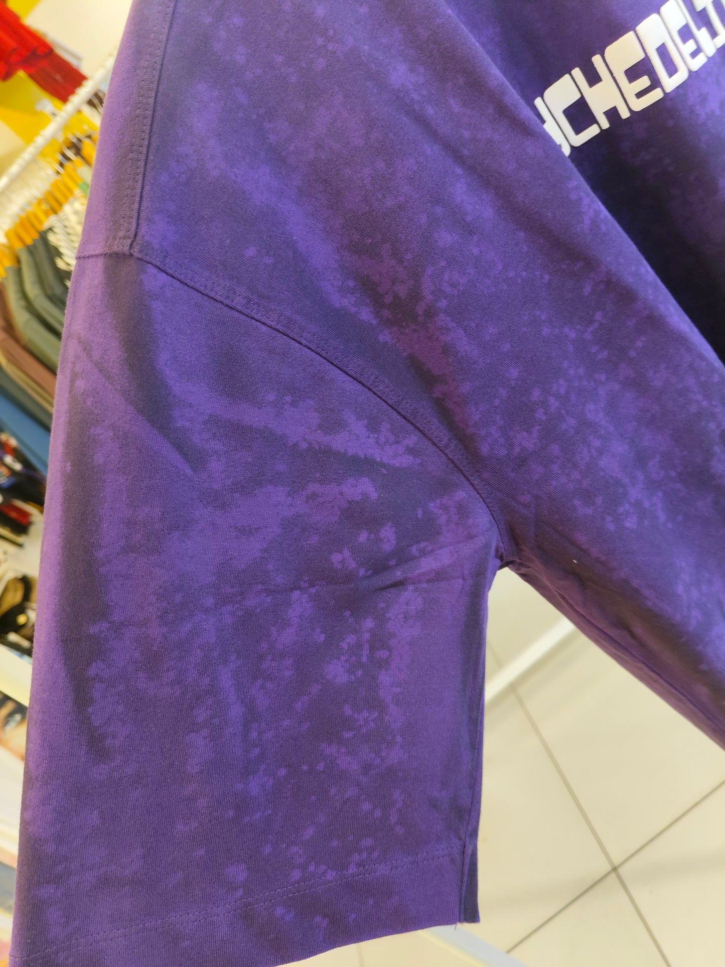 OVERSIZED TSHIRT  (MEDIUM )