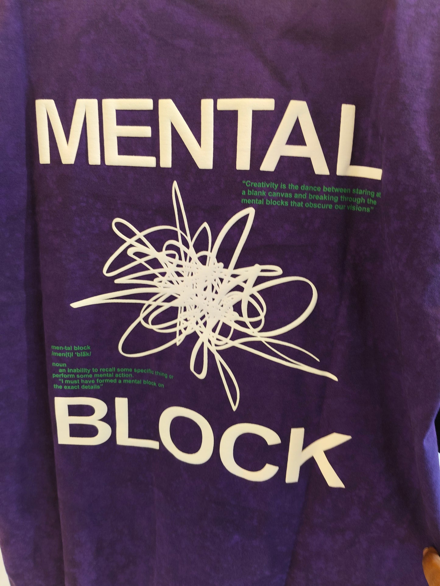 OVERSIZED TSHIRT  (MEDIUM )