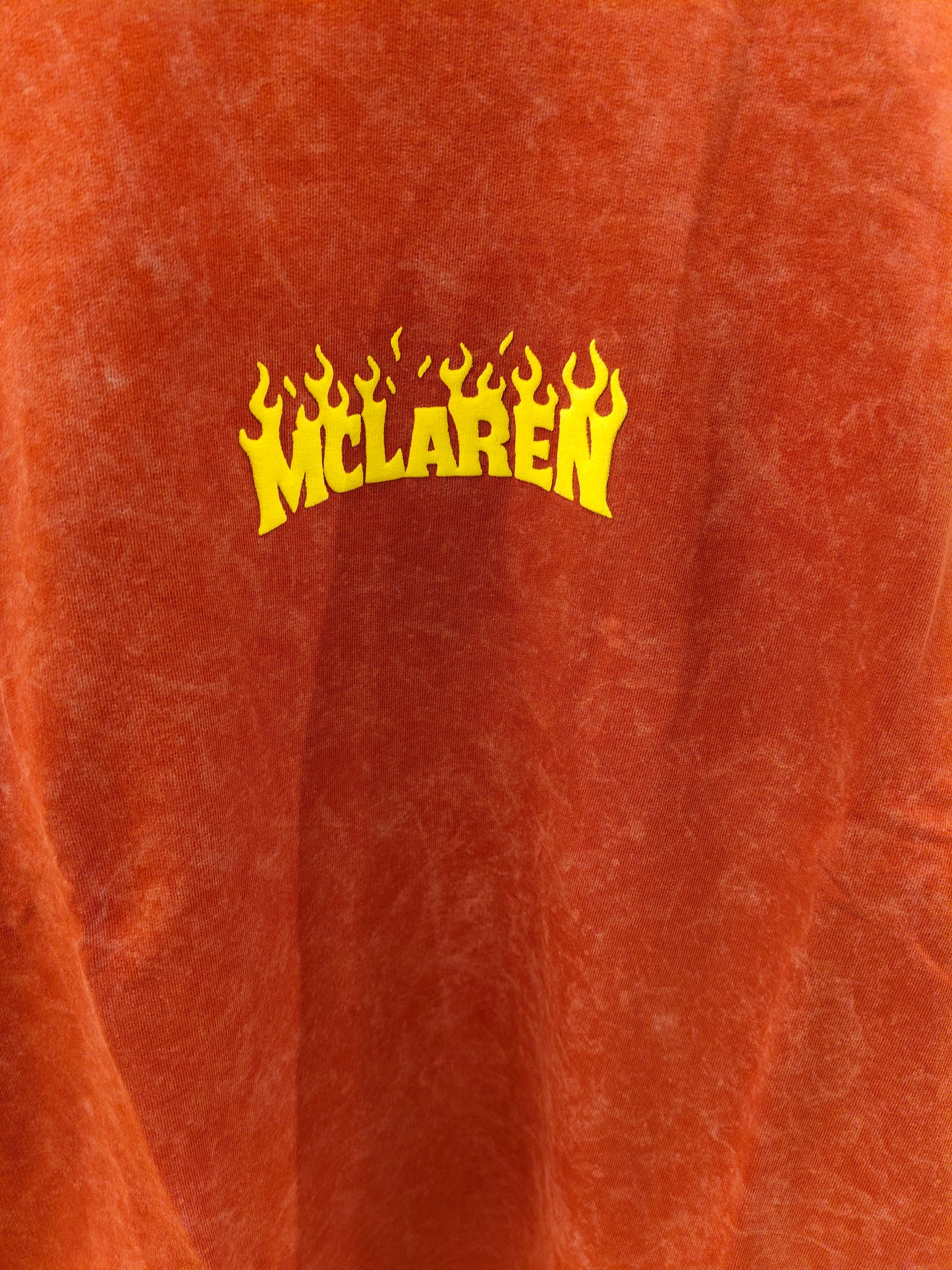 OVERSIZED TSHIRT  ( MEDIUM )