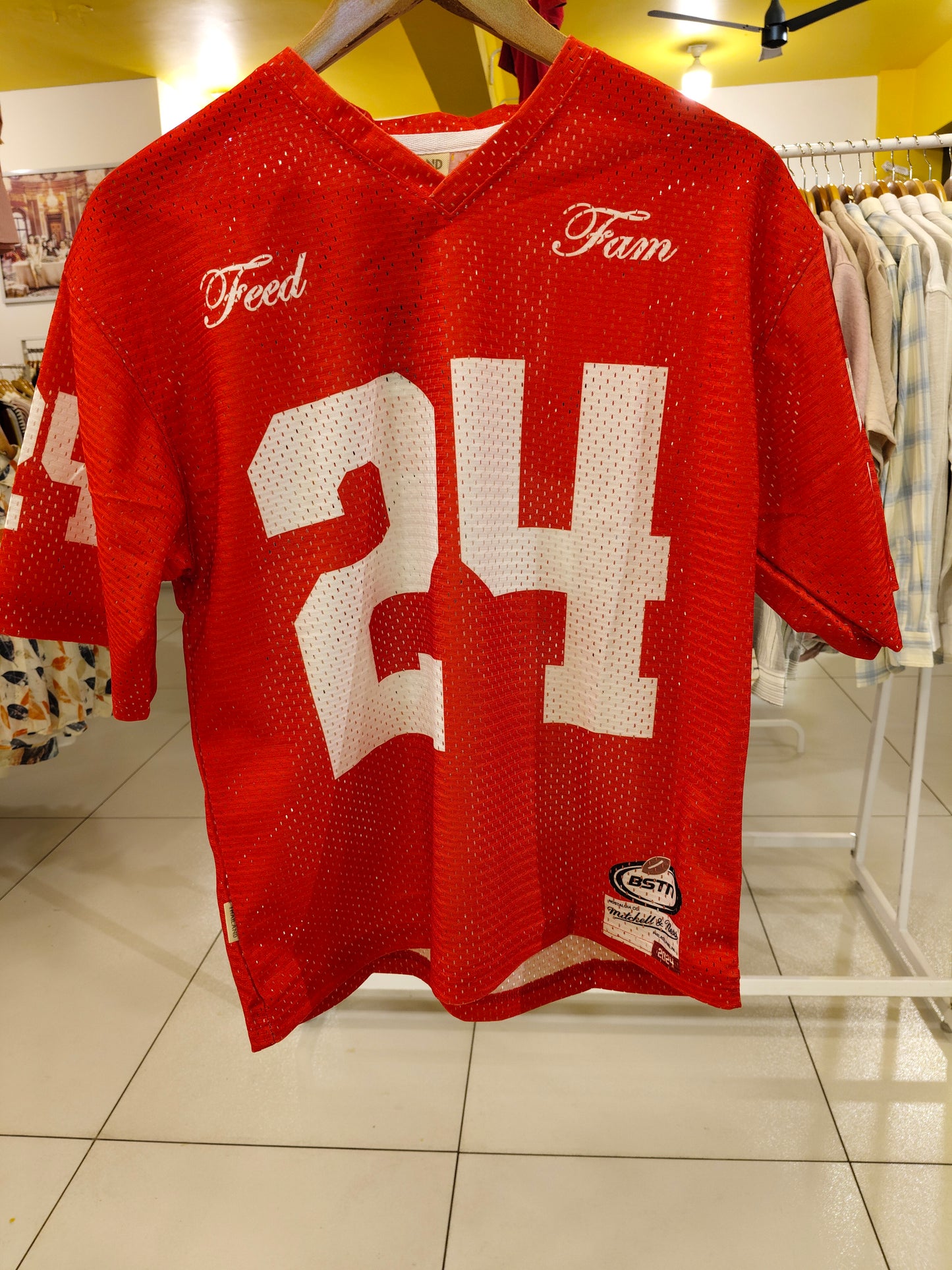 OVERSIZED  JERSEY  TSHIRT  ( SMALL )