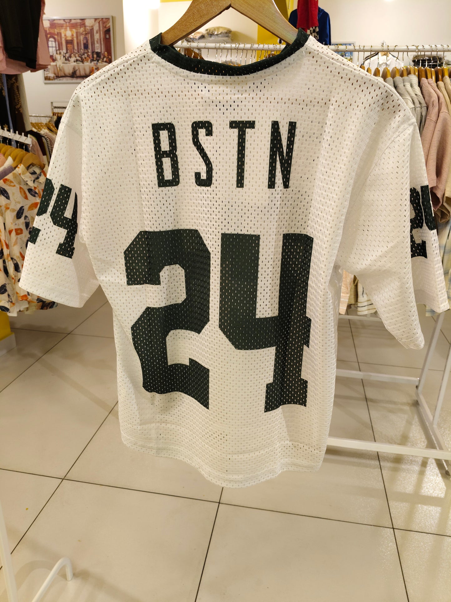 OVERSIZED  JERSEY  TSHIRT  ( SMALL )