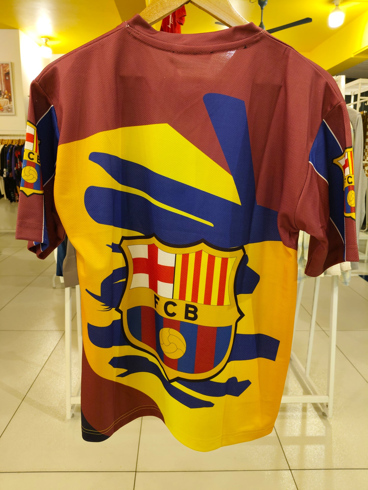 OVERSIZED  JERSEY  TSHIRT  ( SMALL )