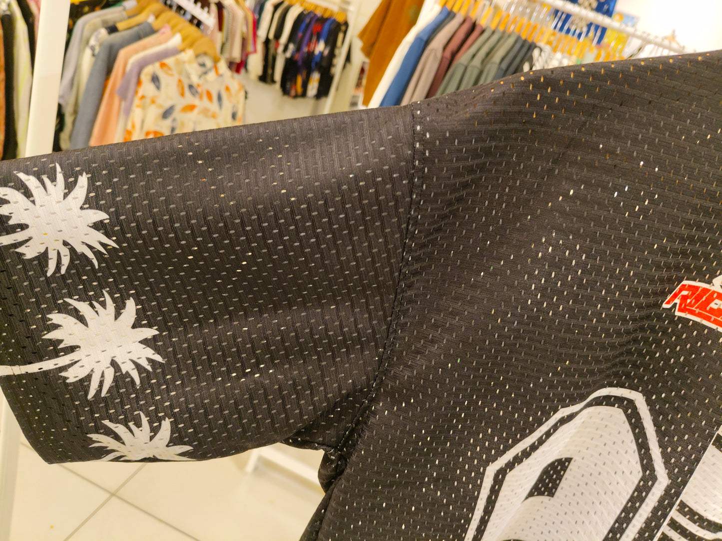 OVERSIZED  JERSEY  TSHIRT  ( SMALL )