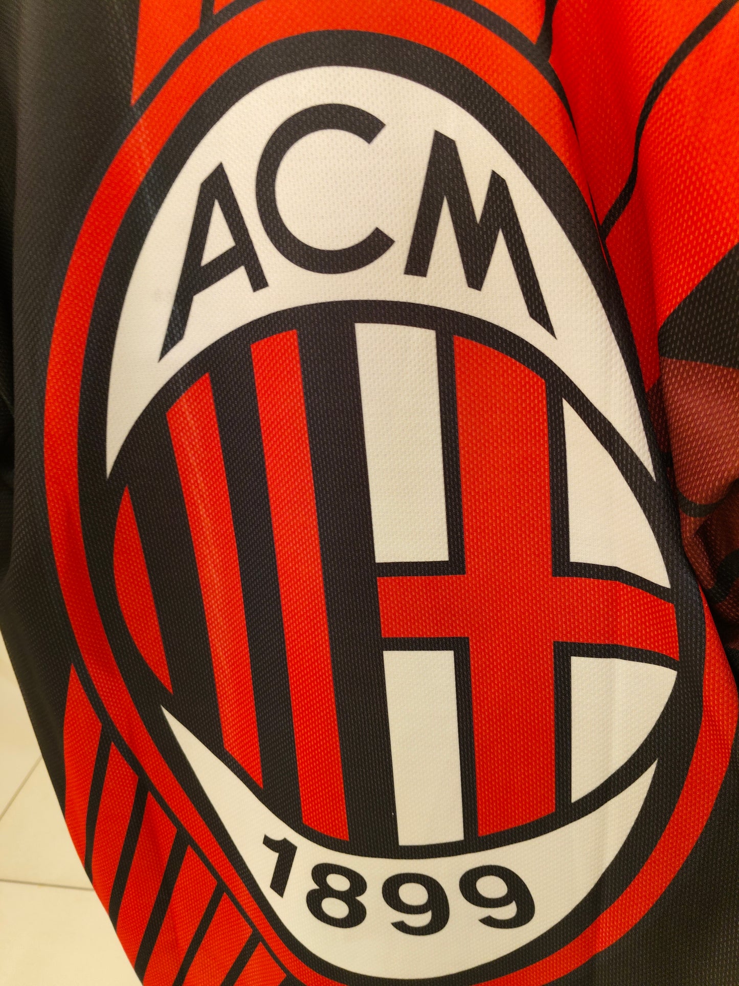 OVERSIZED  JERSEY  TSHIRT  ( MEDIUM )