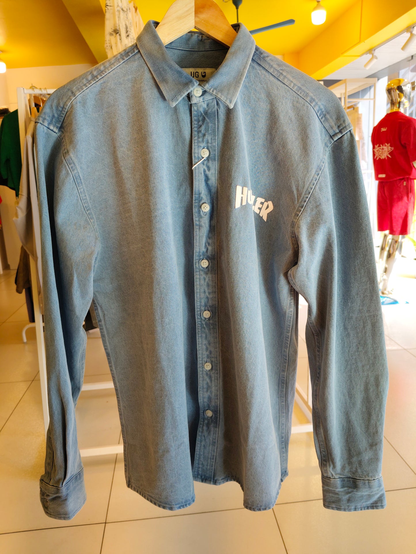 MEN'S CASUALS SHIRT ( MEDIUM )